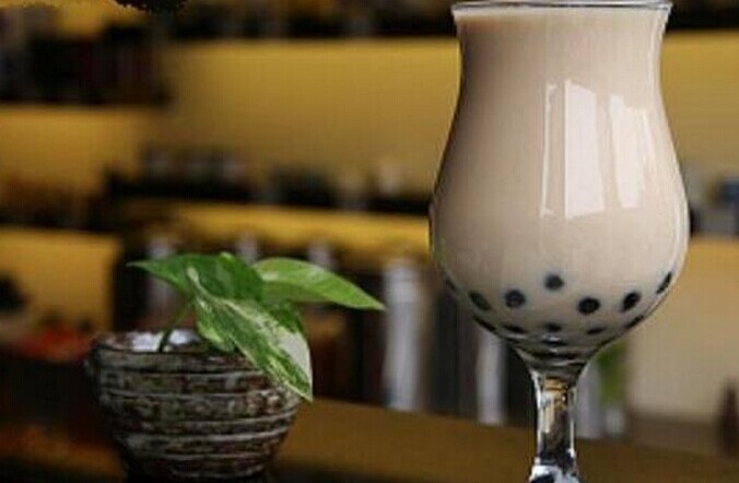在有咖啡傳統(tǒng)的美國(guó)，奶茶能站穩(wěn)腳嗎？|餐飲界