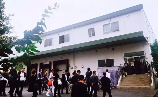從日本回來(lái)，我為什么攔著你別跳中央廚房這個(gè)坑