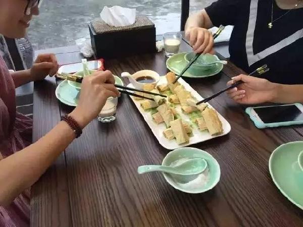 年底再不放大招，你的餐廳就OUT了~