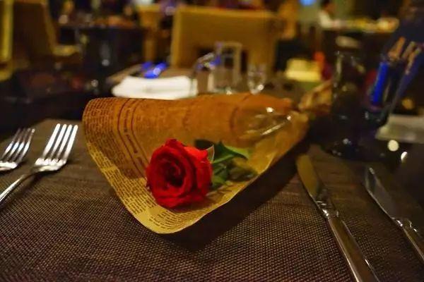 6個(gè)餐廳營(yíng)銷怪招，讓顧客心甘情愿多掏錢！|餐飲界