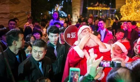 2017年節(jié)日營(yíng)銷最后狂歡｜除了圣誕，餐飲人還有哪些熱點(diǎn)可追？