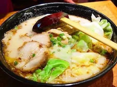 “5年千店”計劃泡湯、業(yè)績連續(xù)3年下滑，味千拉面為何身陷“中年危機”？