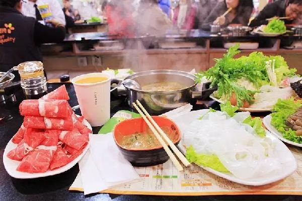 ?呷哺呷哺“食品CEO”涉嫌嚴(yán)重違紀(jì)，被勸退！