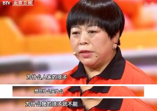 52歲煎餅大媽月入十幾萬(wàn)，送女兒出國(guó)留學(xué)，開(kāi)煎餅學(xué)校，把煎餅賣(mài)到全世界，而你卻覺(jué)得她Low！