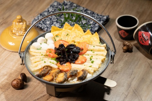 制霸新春朋友圈的蟹狀元年夜飯來了！